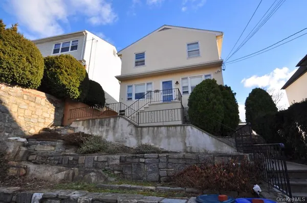 $2,600 | 34 Chestnut Street, Unit 2, Tuckahoe, NY 10707