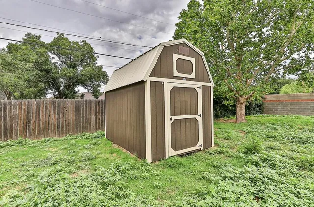 $2,100 | 3712 37th Street, Lubbock, TX 79413