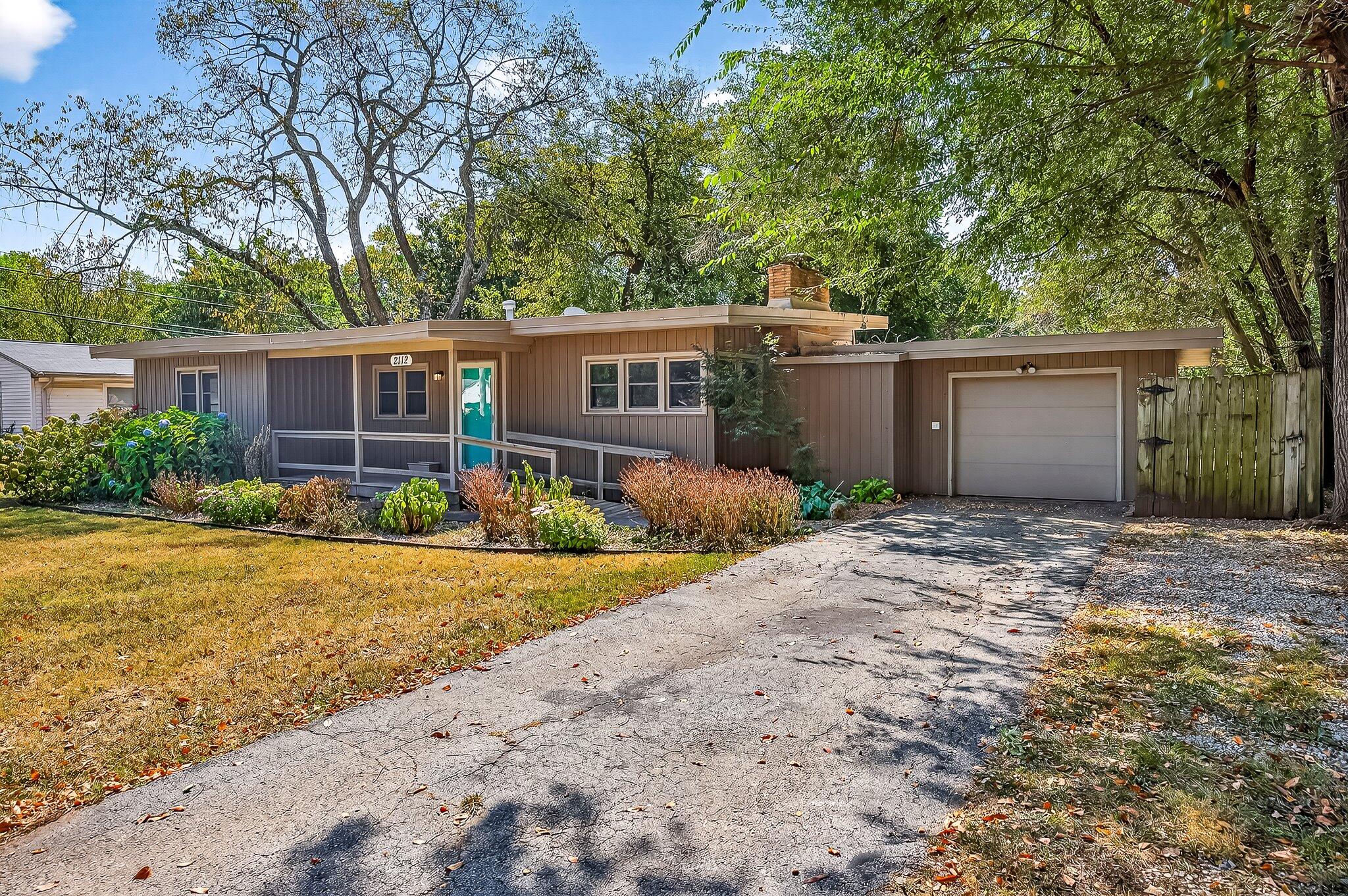 2112 East Cinderella Street Springfield, MO 65804 - Photo 1 of 1 02-cinderella-3