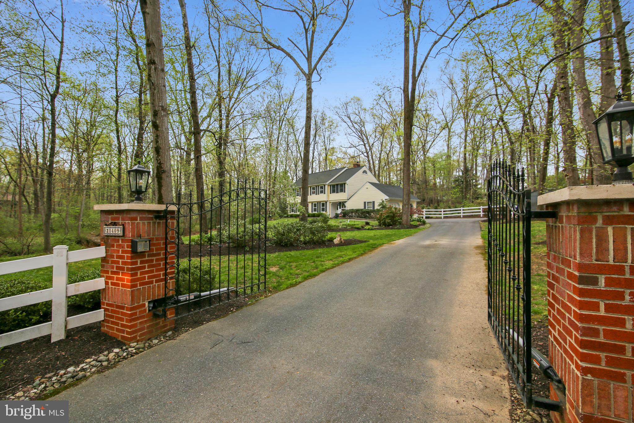 21409 Davis Mill Road Germantown, MD 20876 - Photo 3 of 72 Exterior Front