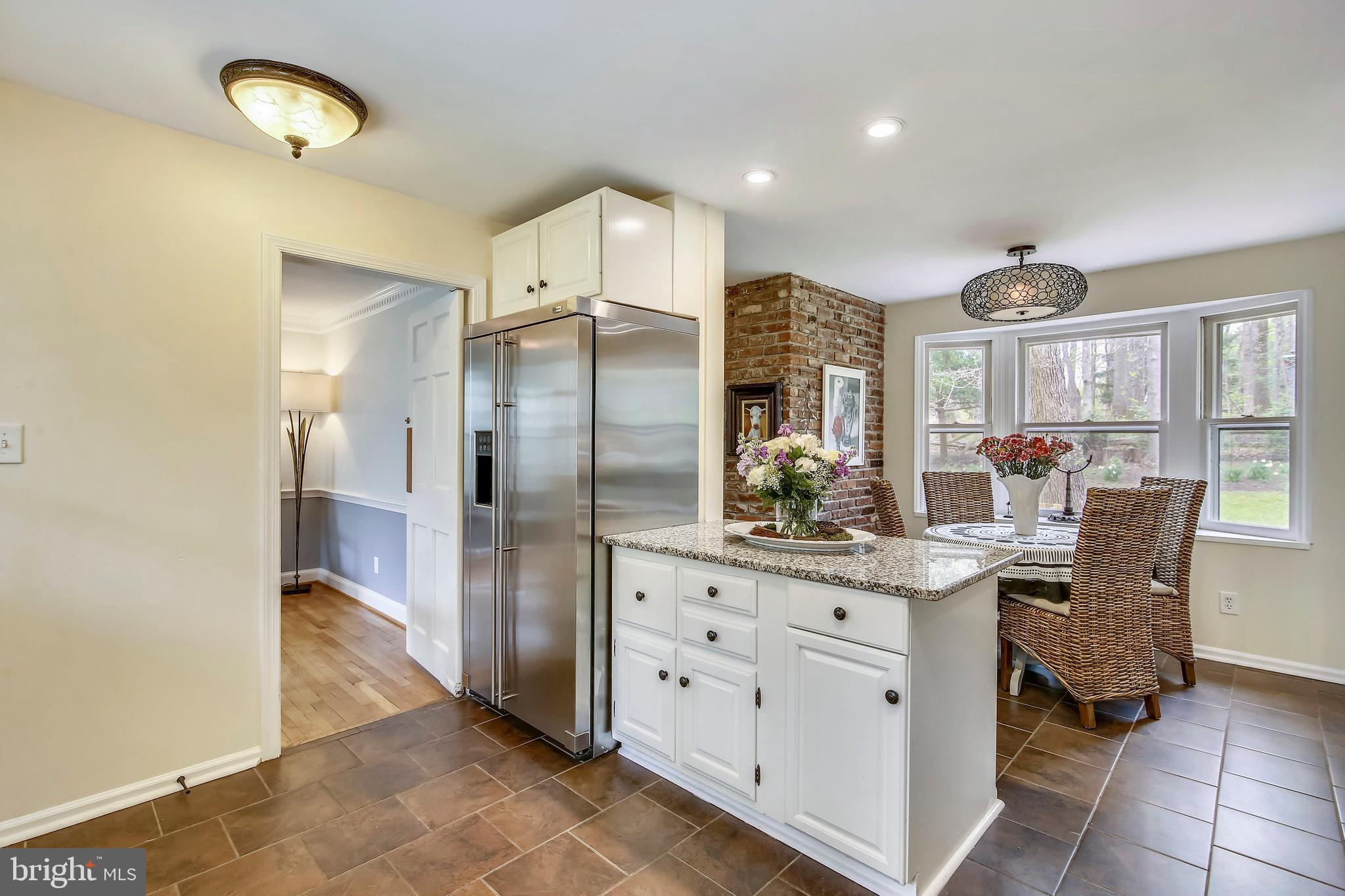 21409 Davis Mill Road Germantown, MD 20876 - Photo 23 of 72 Main Level - Kitchen