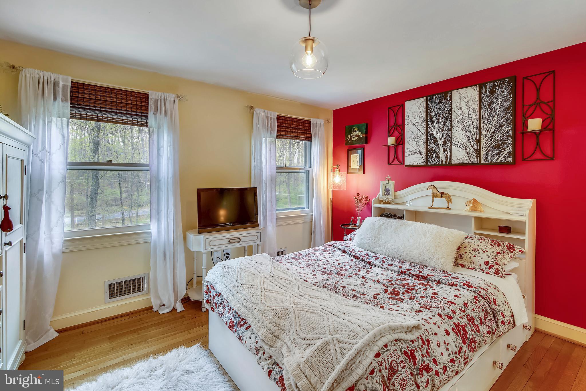 21409 Davis Mill Road Germantown, MD 20876 - Photo 36 of 72 Upper Level - Bedroom #2