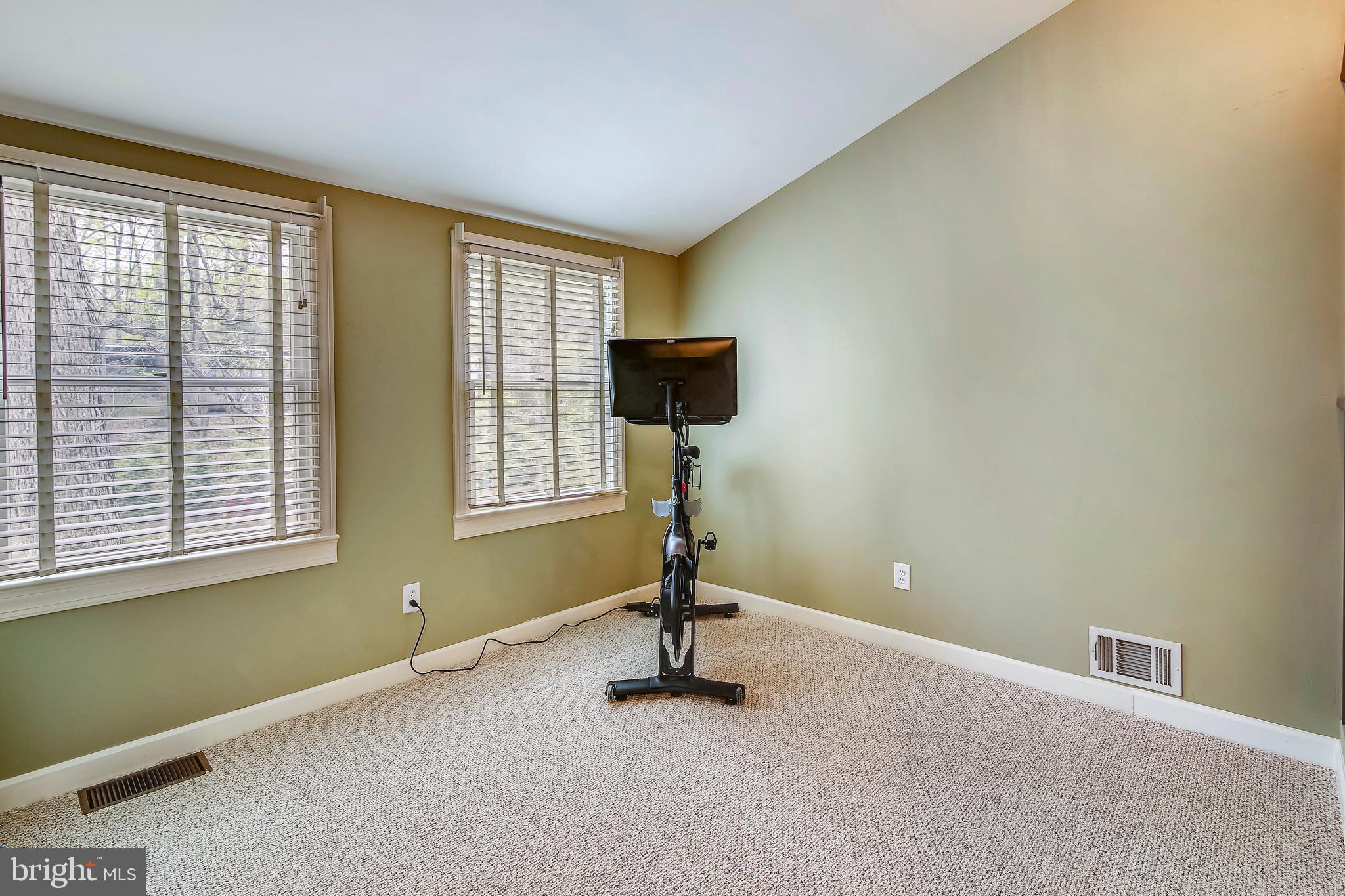 21409 Davis Mill Road Germantown, MD 20876 - Photo 44 of 72 Upper Level - Bedroom #5