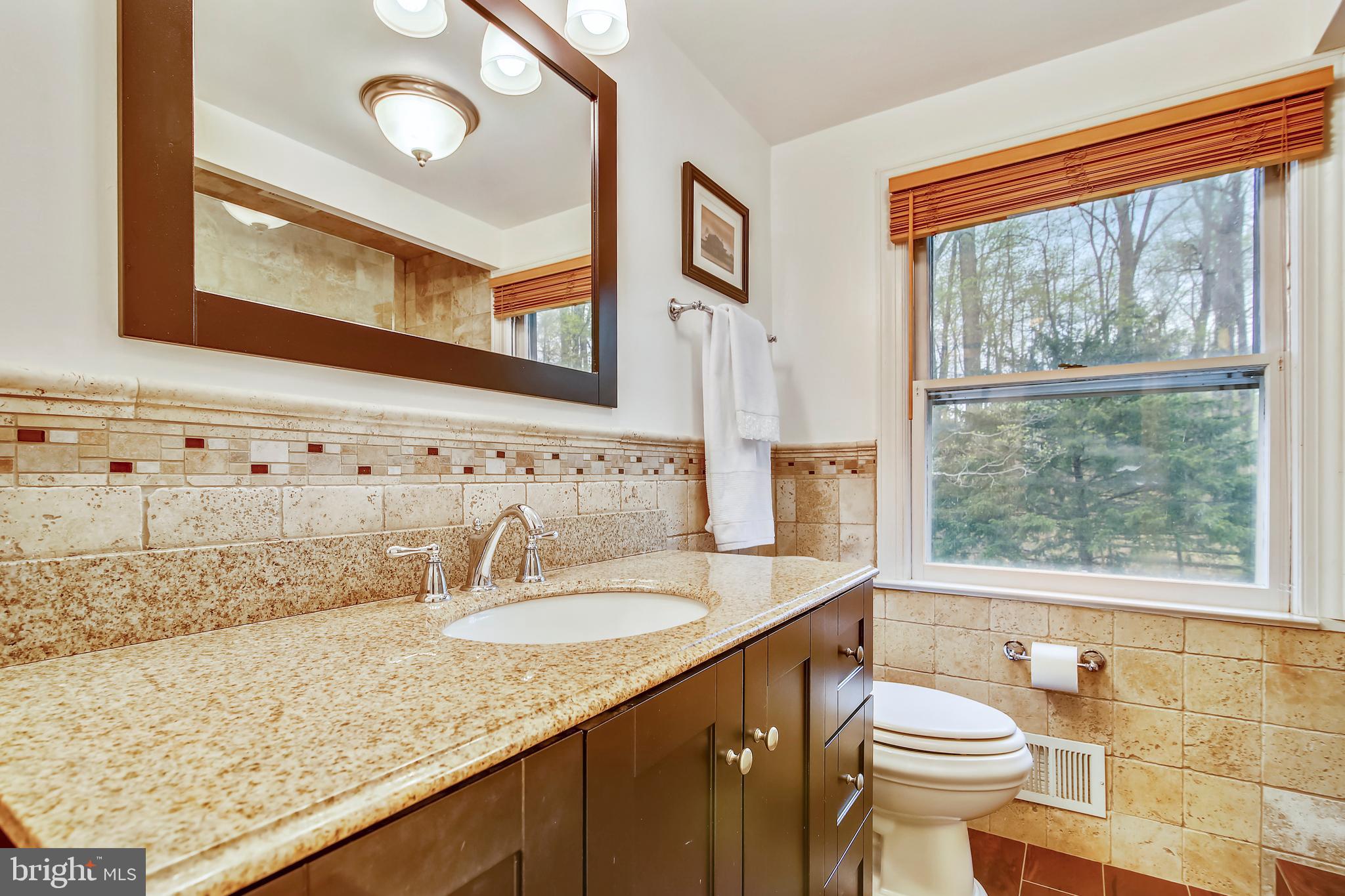 21409 Davis Mill Road Germantown, MD 20876 - Photo 47 of 72 Upper Level - Full Bathroom