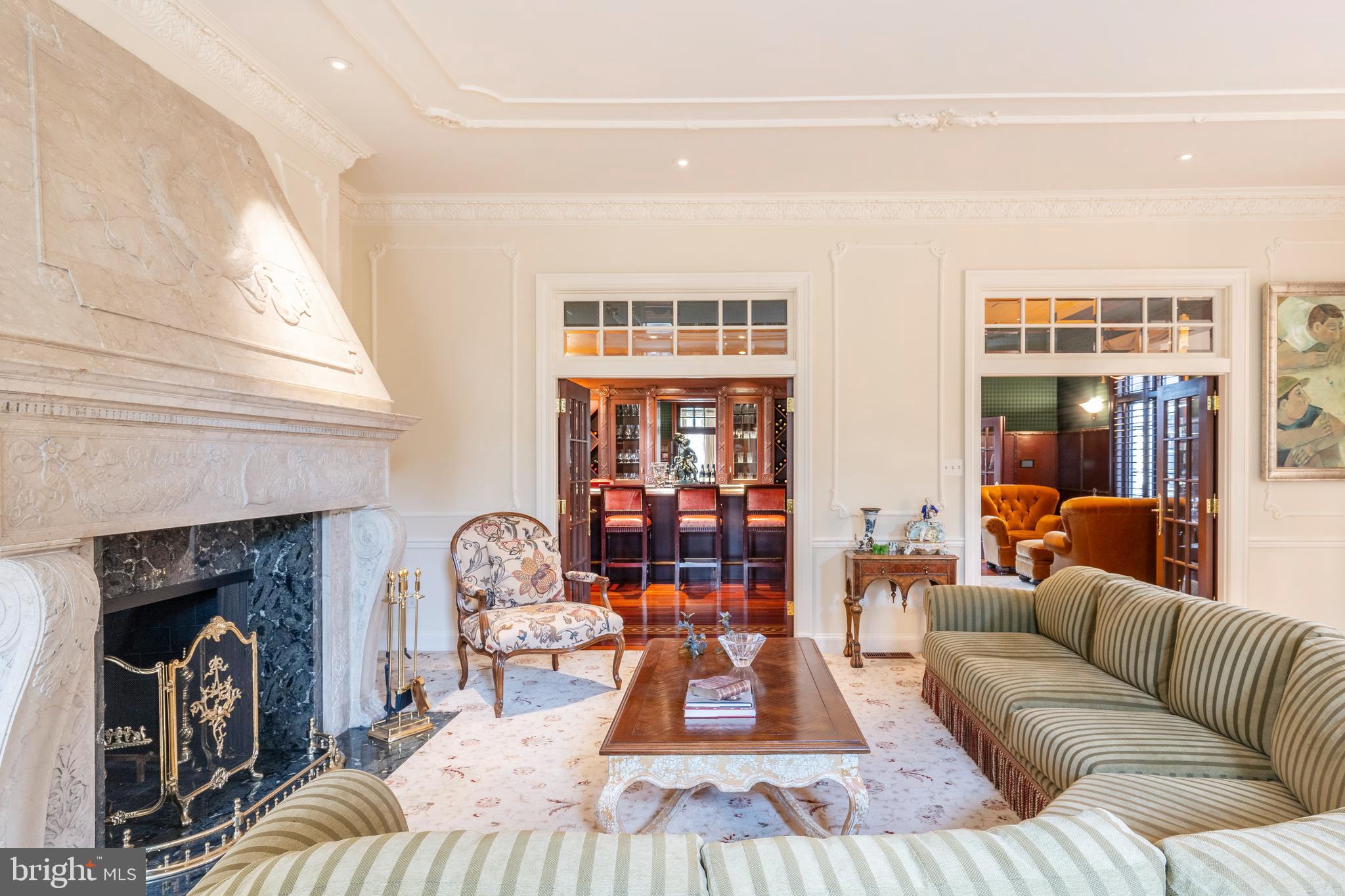 810 Chateau Lane Villanova, PA 19085 - Photo 11 of 26 Living Room