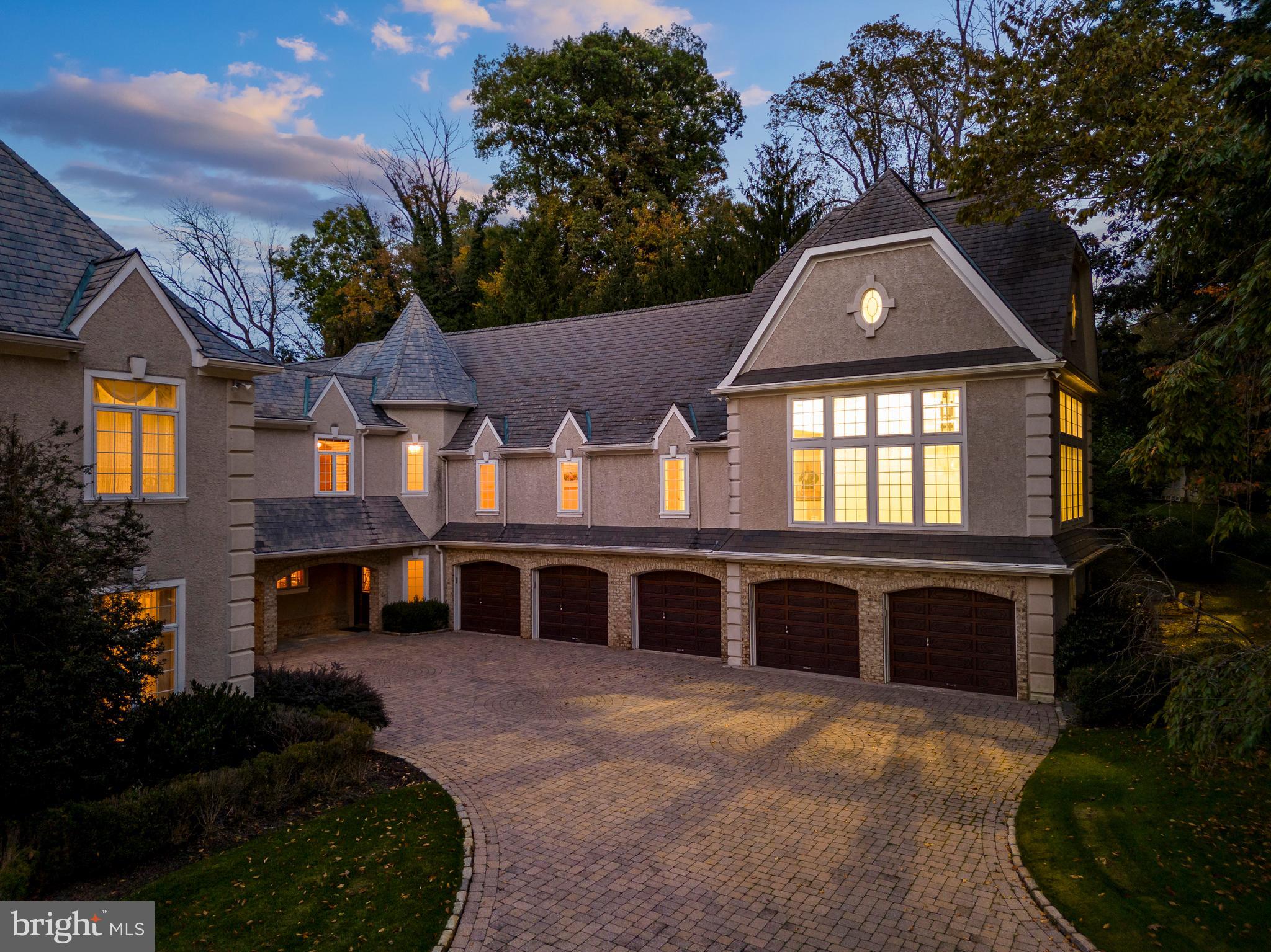 810 Chateau Lane Villanova, PA 19085 - Photo 5 of 26 5 car garage