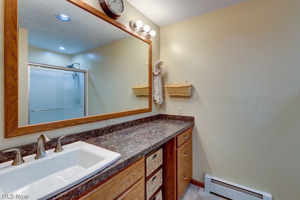 15961 Thompson Road Thompson, OH 44086 - Photo 7 of 35 Gallery Image 7
