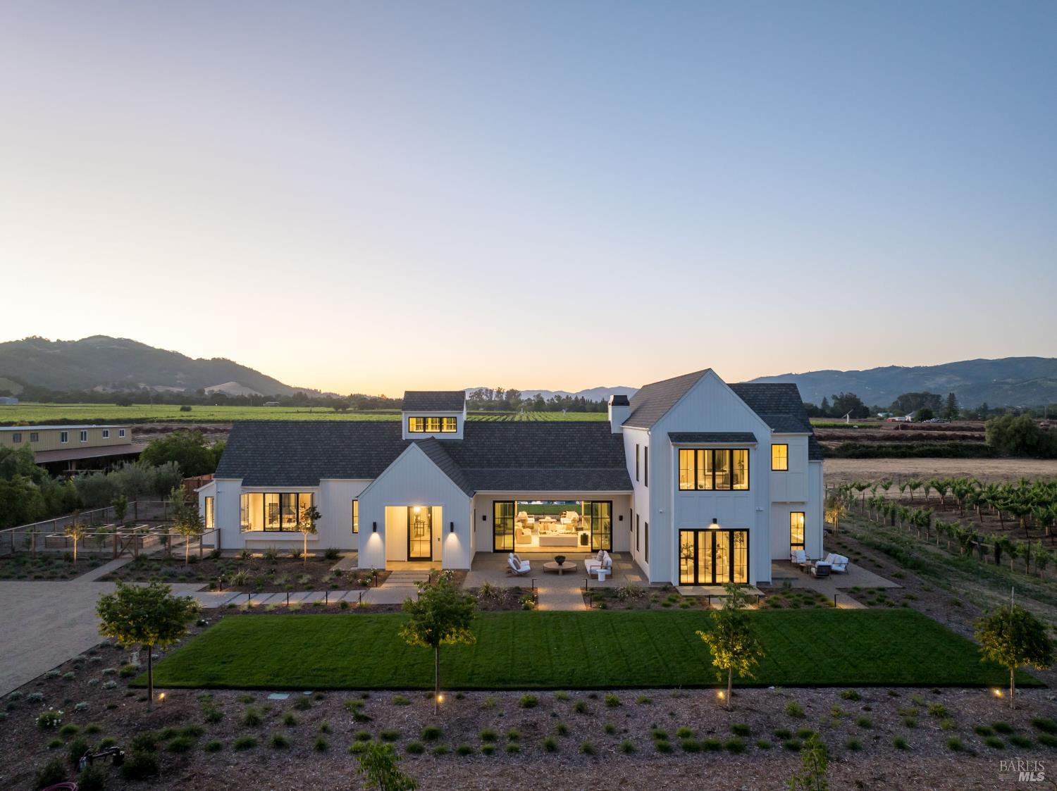 1523 Sperring Road Sonoma, CA 95476 - Photo 1 of 44