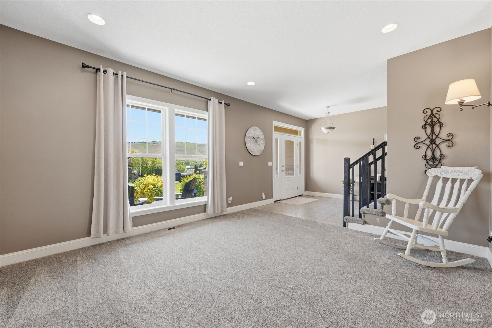 99206 East Ridgeview Drive Kennewick, WA 99338 - Photo 7 of 34