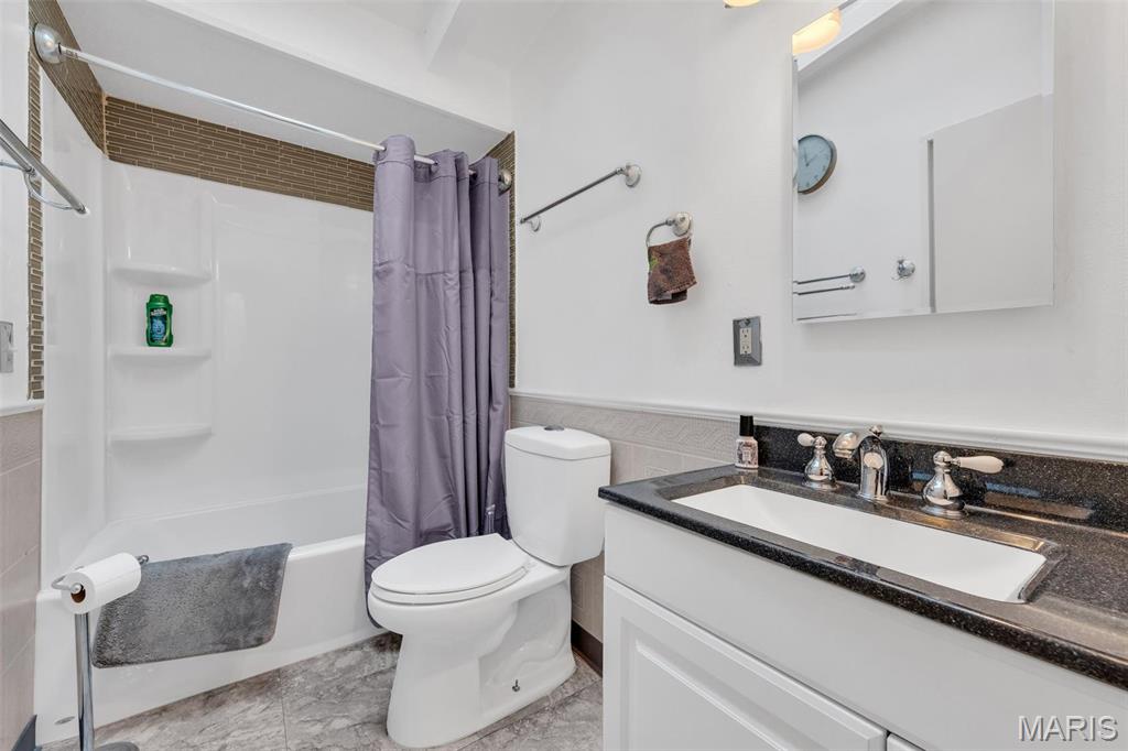 17 Marlo Drive Belleville, IL 62226 - Photo 13 of 31