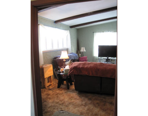 23 Mason Road Holyoke, MA 01040 - Photo 4 of 7 Gallery Image 4