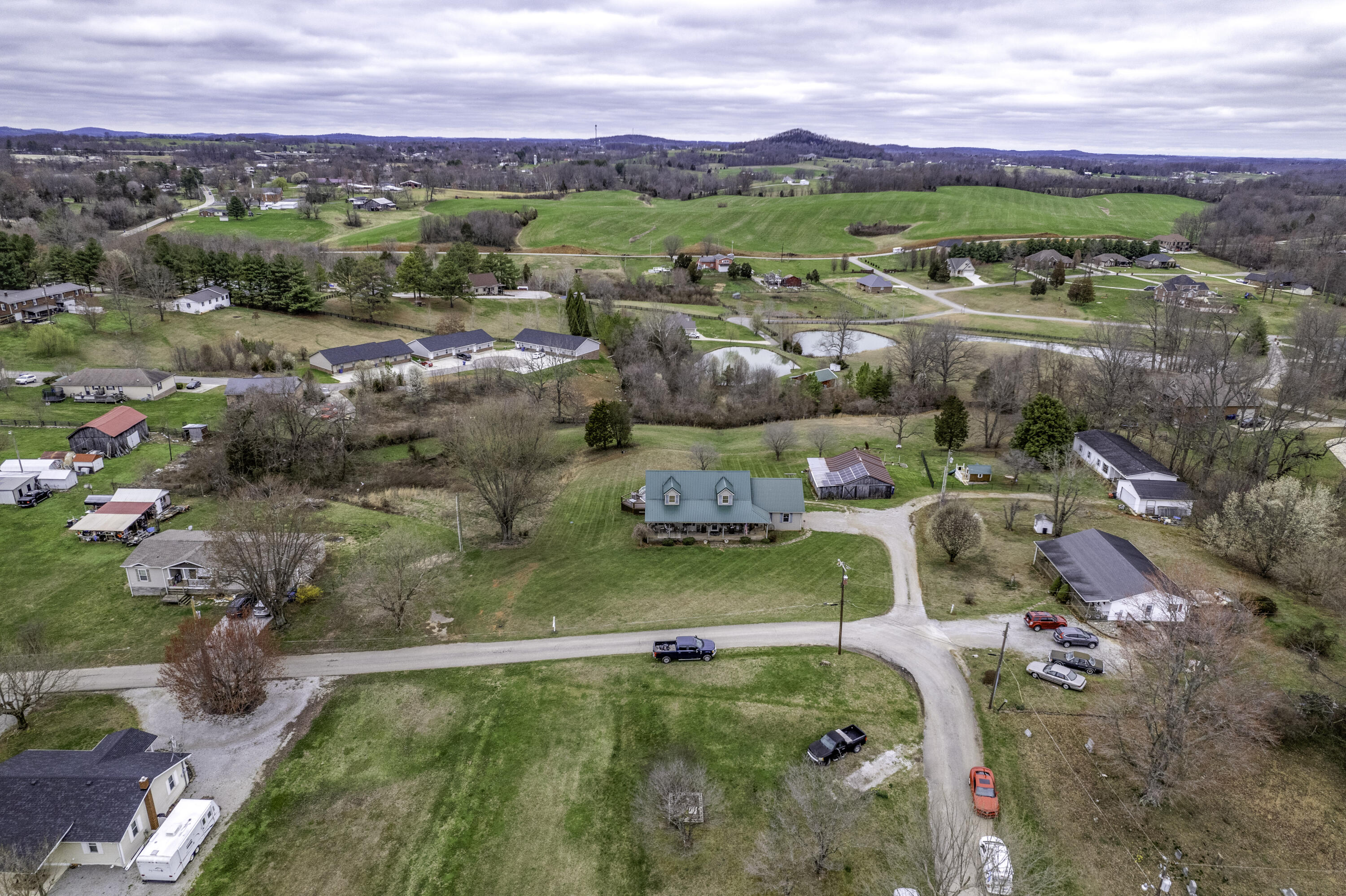 210 Whitaker Road Somerset, KY 42503 - Photo 47 of 60 DJI_0964-Edit