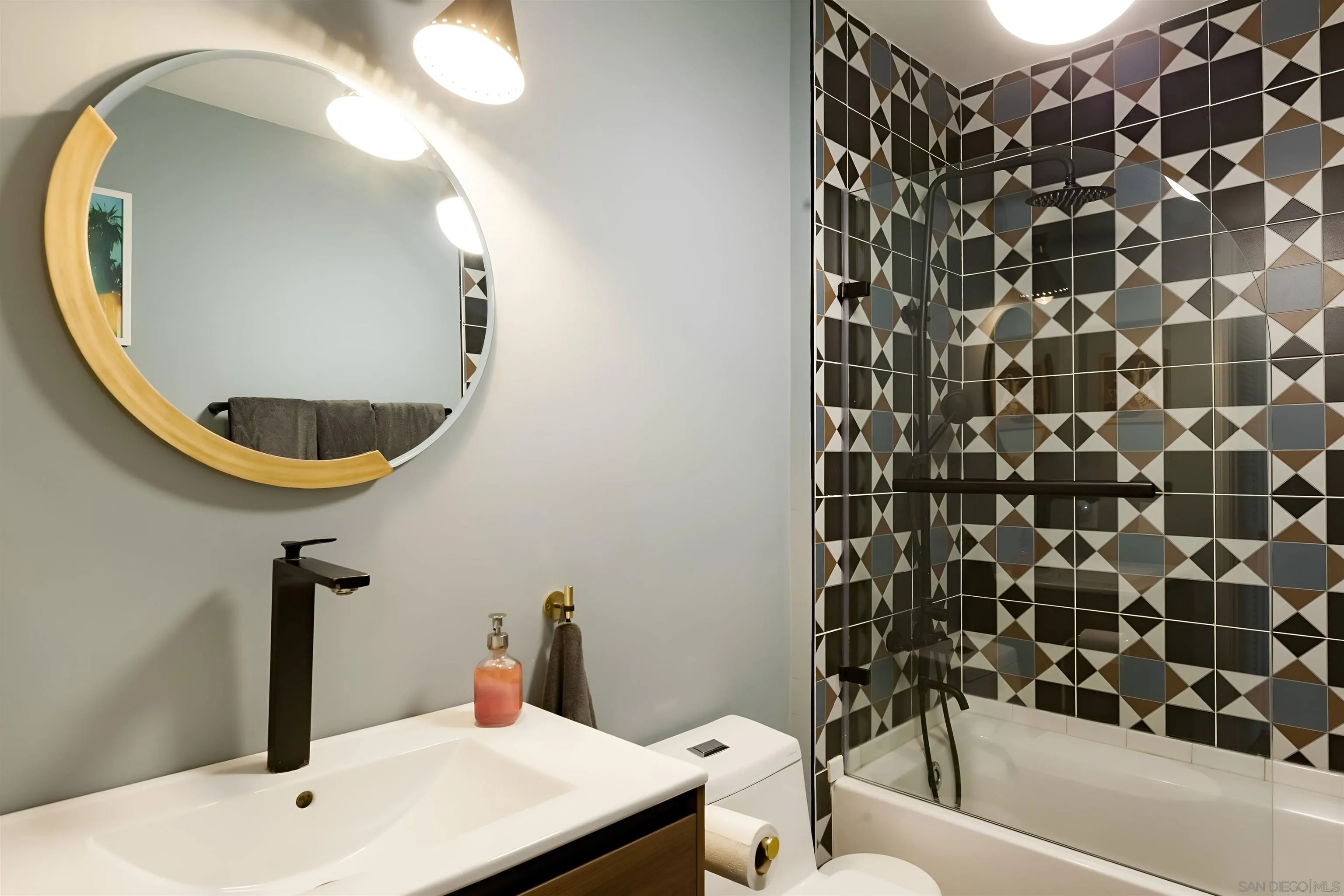 5645 Friars Road, Unit 370 Mission Valley, CA 92110 - Photo 7 of 18