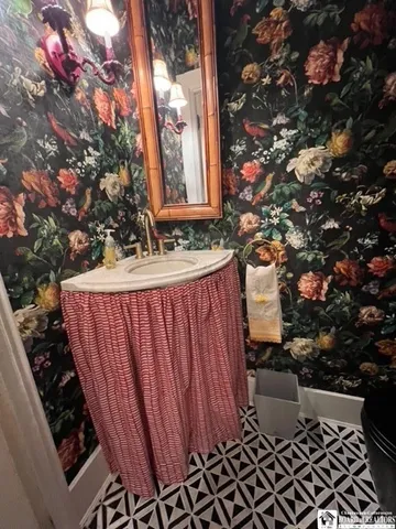 $399,900 | 518 Lakeview Avenue, Jamestown, NY 14701