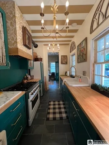 $399,900 | 518 Lakeview Avenue, Jamestown, NY 14701