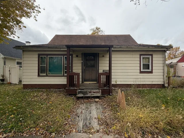 $79,000 | 16610 Geneva Drive, Harvey, IL 60426