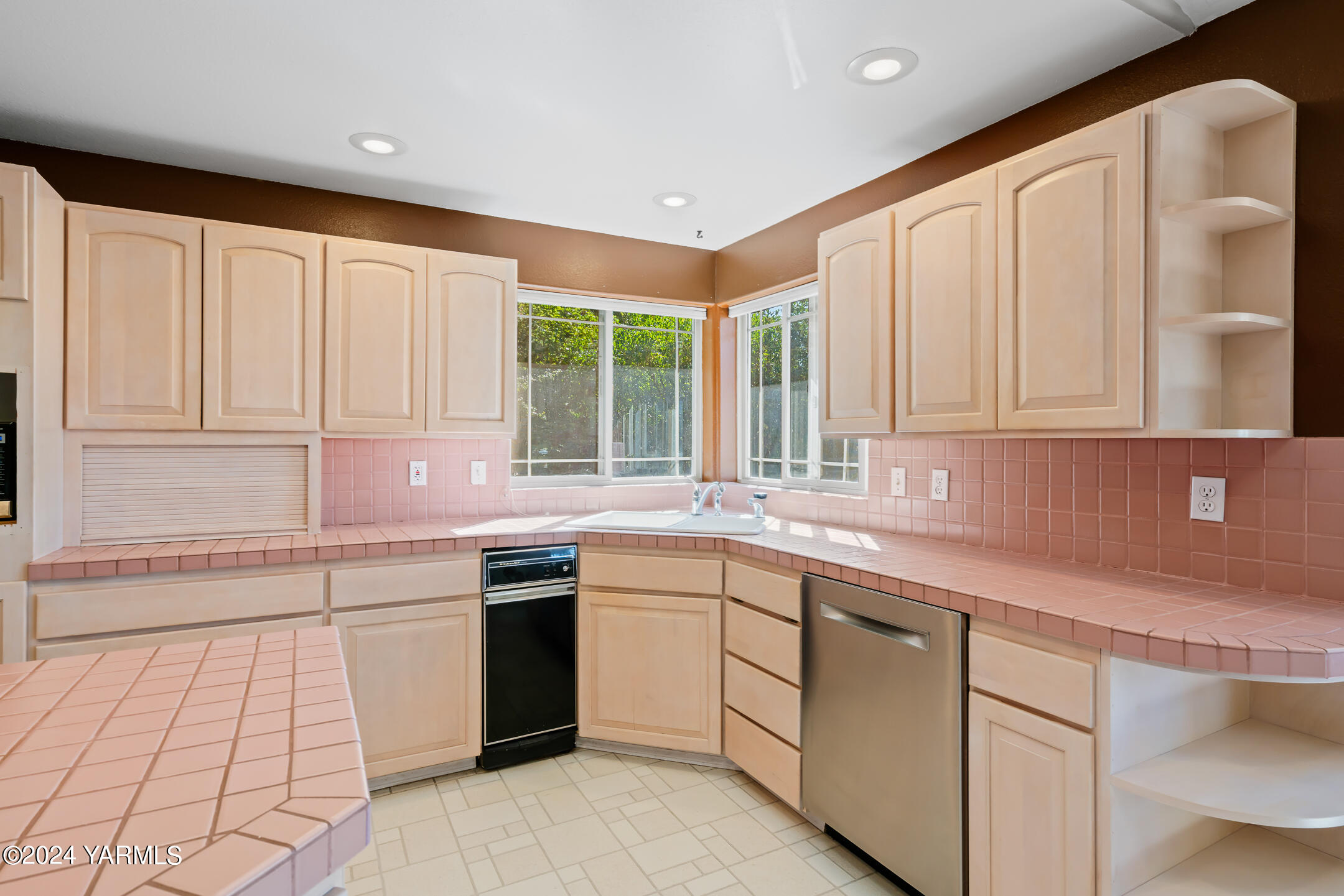 310 Warrior Road Yakima, WA 98901 - Photo 13 of 45 310WarriorRd-20