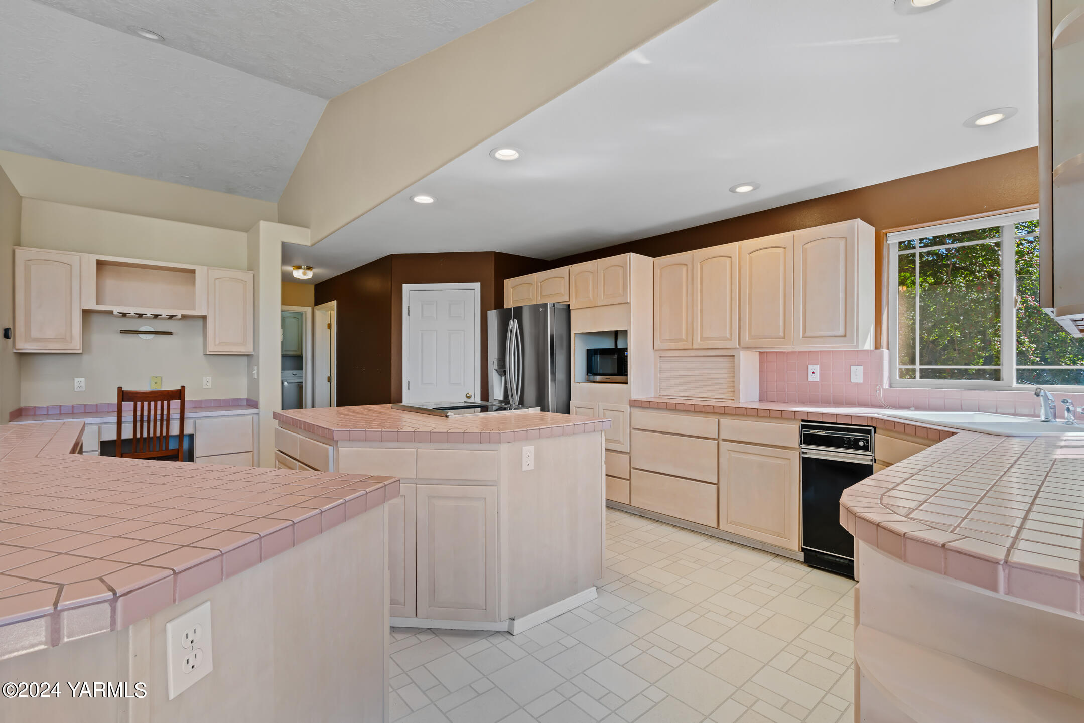 310 Warrior Road Yakima, WA 98901 - Photo 14 of 45 310WarriorRd-19