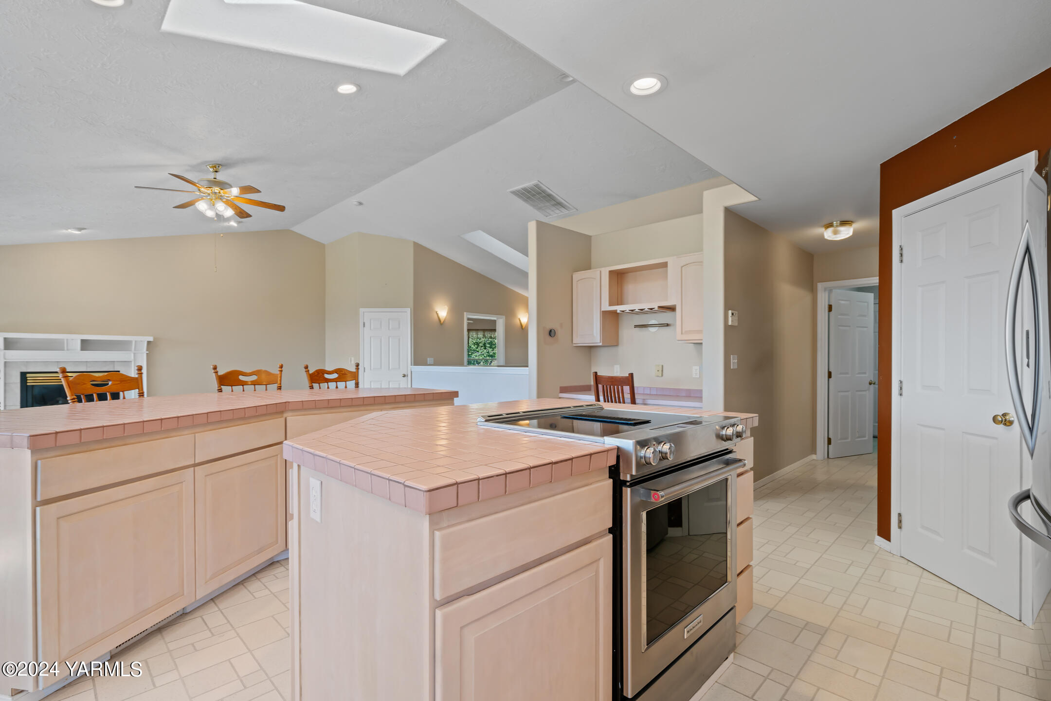 310 Warrior Road Yakima, WA 98901 - Photo 15 of 45 310WarriorRd-18