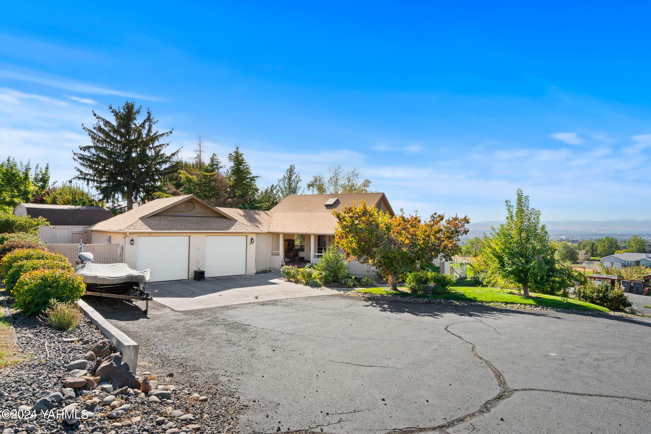 310 Warrior Road Yakima, WA 98901 - Photo 43 of 45 310WarriorRdUpdatedExteriors-10