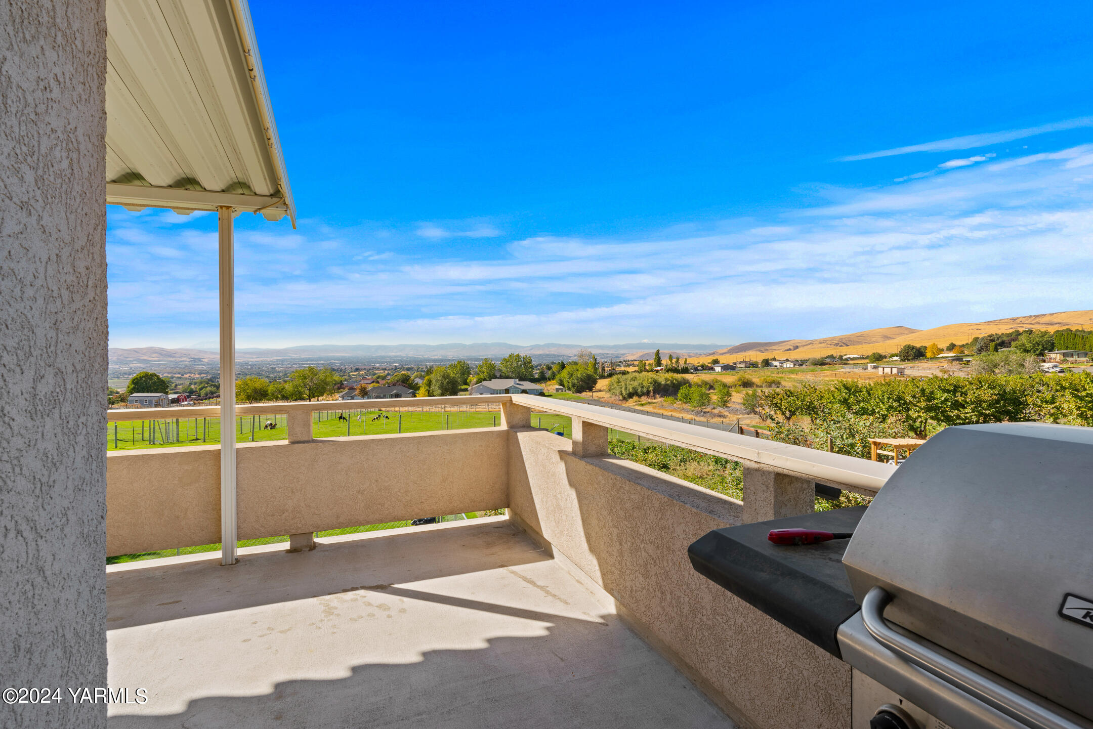 310 Warrior Road Yakima, WA 98901 - Photo 7 of 45 310WarriorRdUpdatedExteriors-7