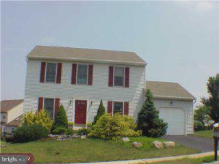 35 Rim View Lane Reading, PA 19607 - Photo 2 of 4