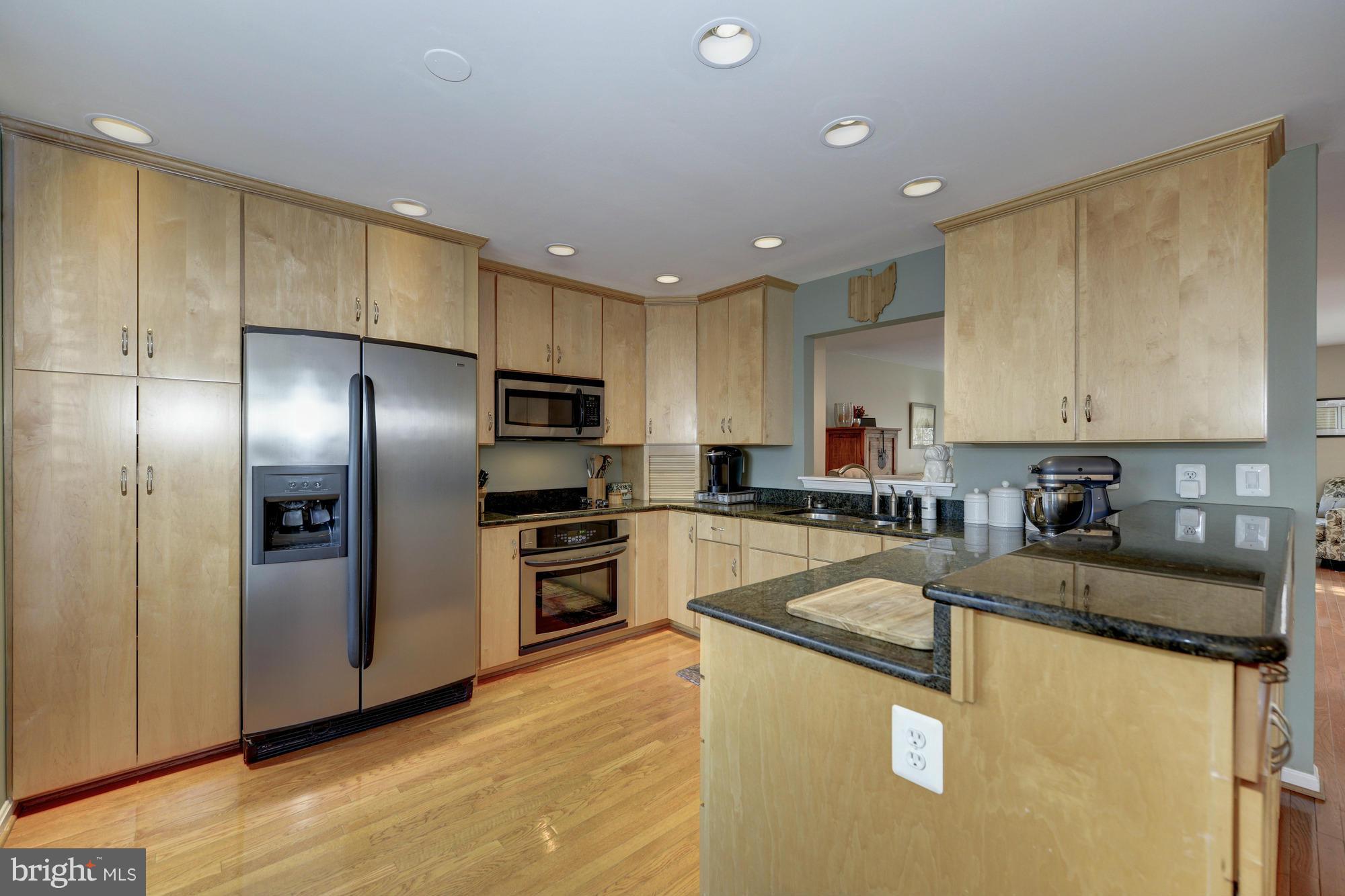 8730 Wadebrook Terrace Springfield, VA 22153 - Photo 13 of 30 Interior (General)