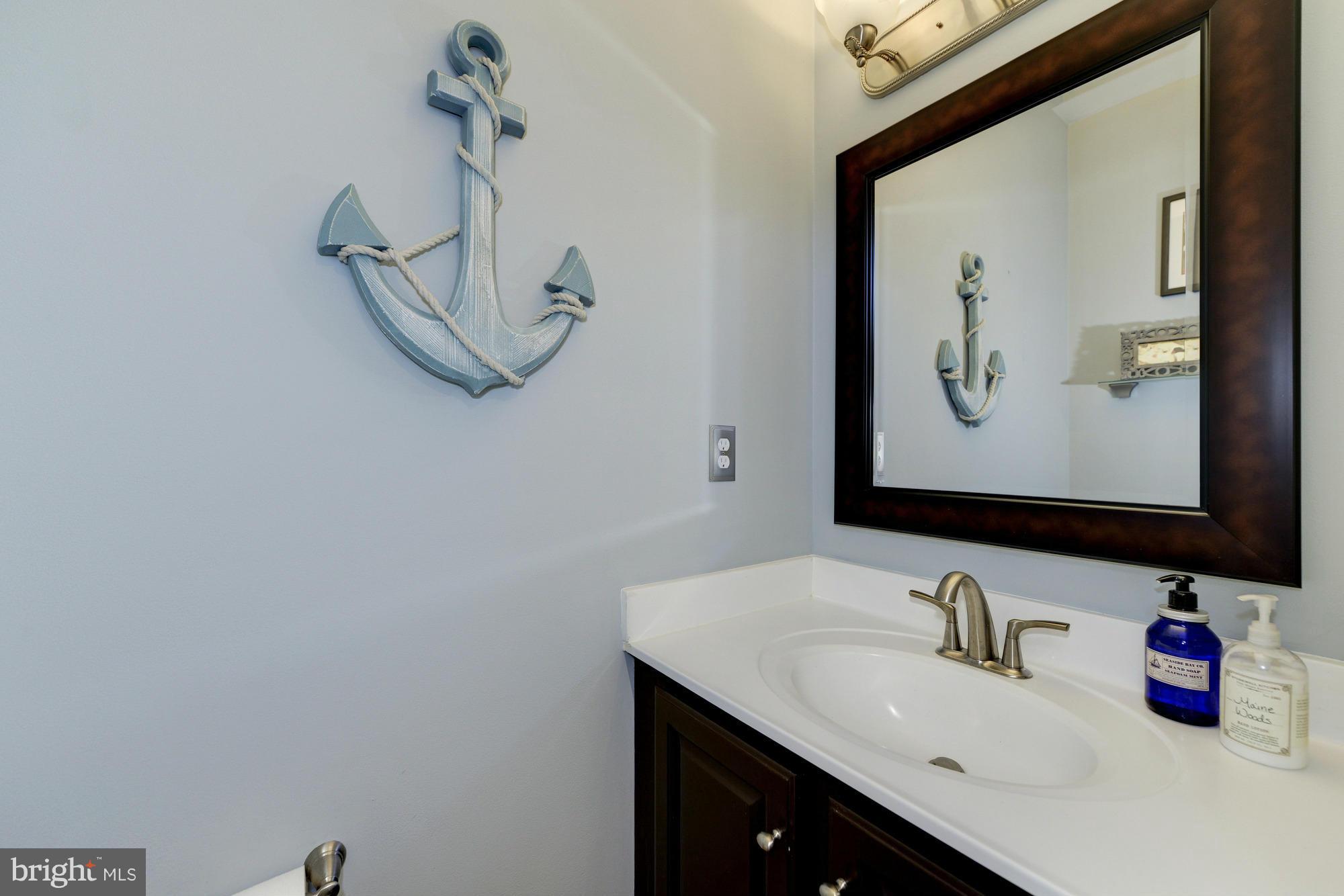 8730 Wadebrook Terrace Springfield, VA 22153 - Photo 16 of 30 Interior (General)