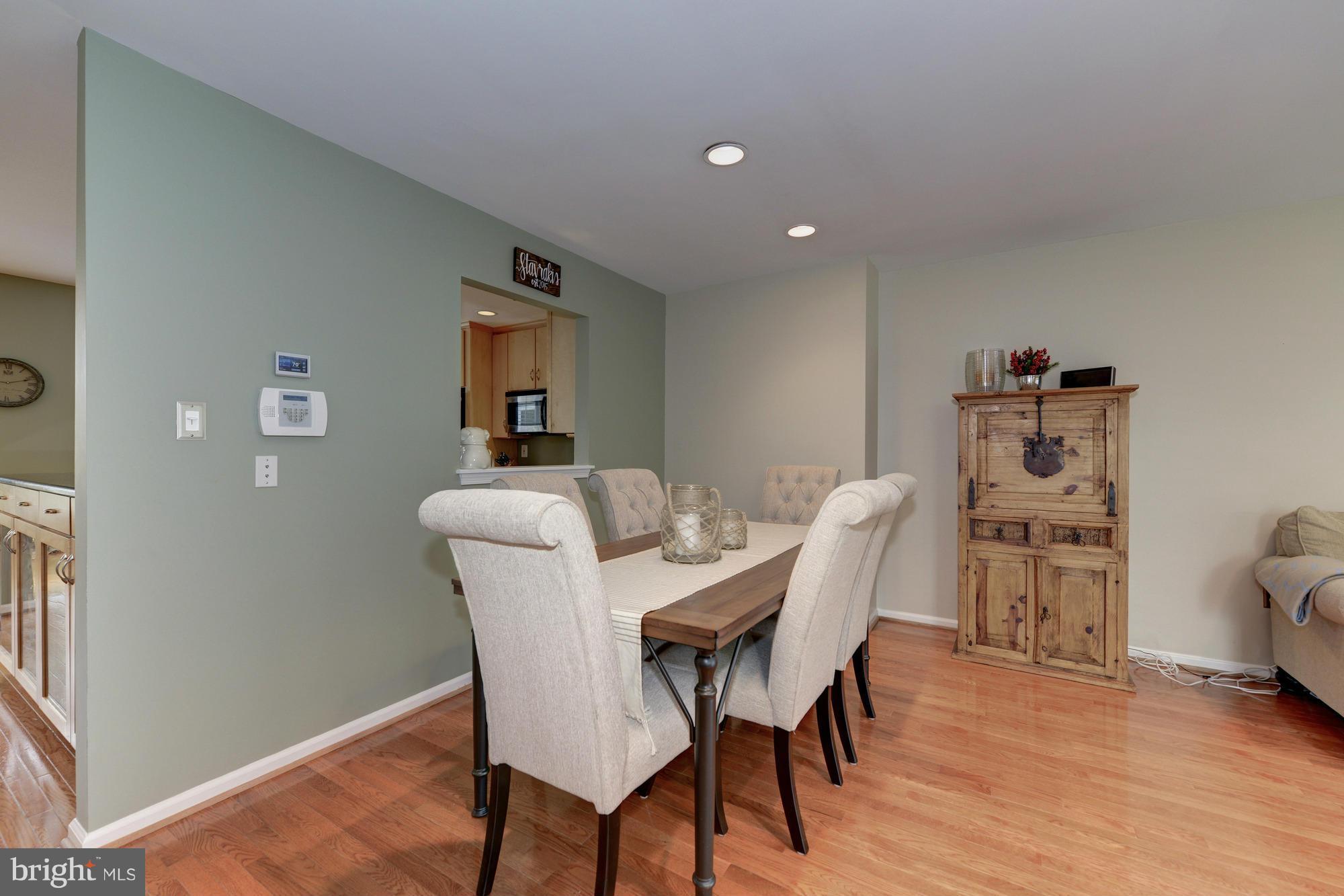 8730 Wadebrook Terrace Springfield, VA 22153 - Photo 6 of 30 Dining Room