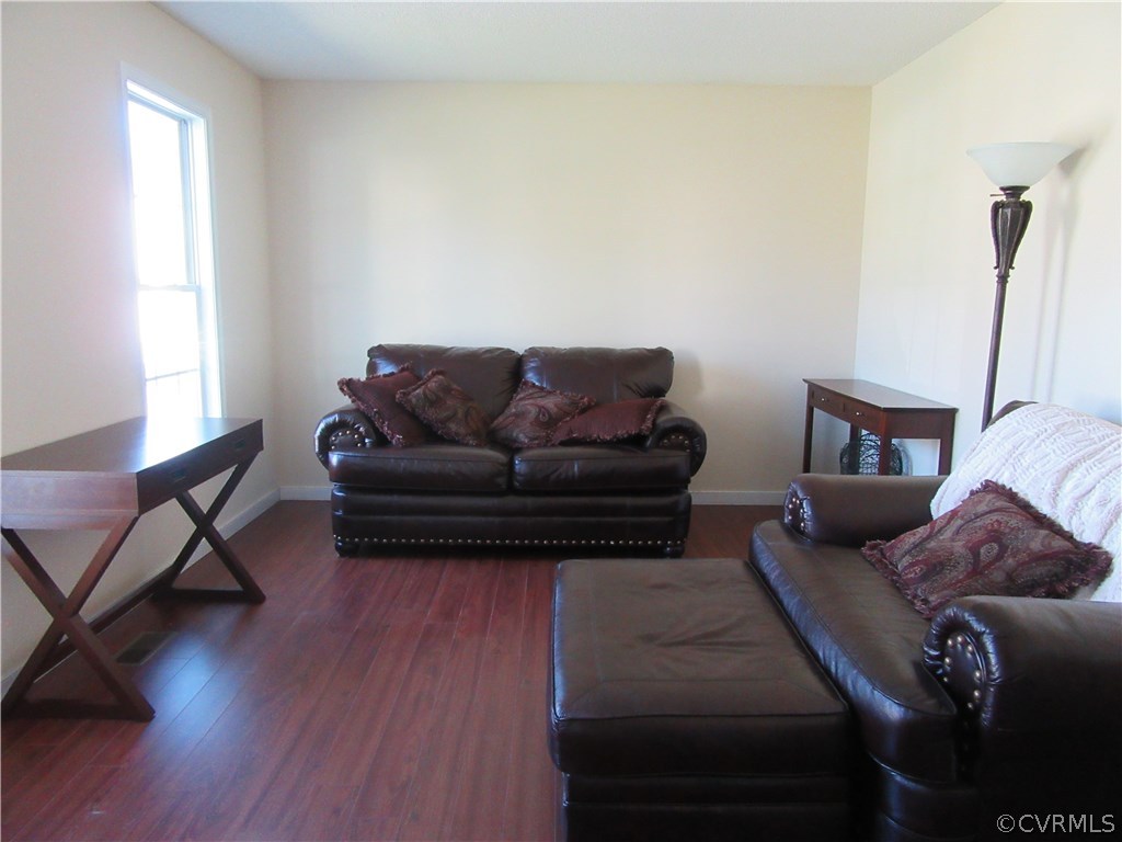 1137 Kentberry Road Chesterfield, VA 23236 - Photo 3 of 6 Gallery Image 3