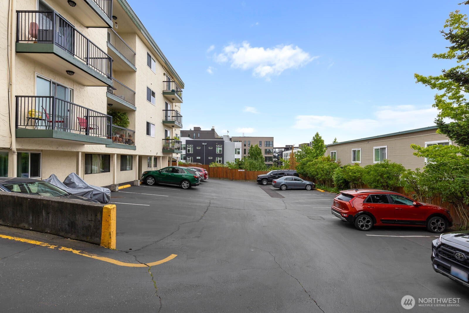 8747 Phinney Avenue North, Unit 7 Seattle, WA 98103 - Photo 14 of 15