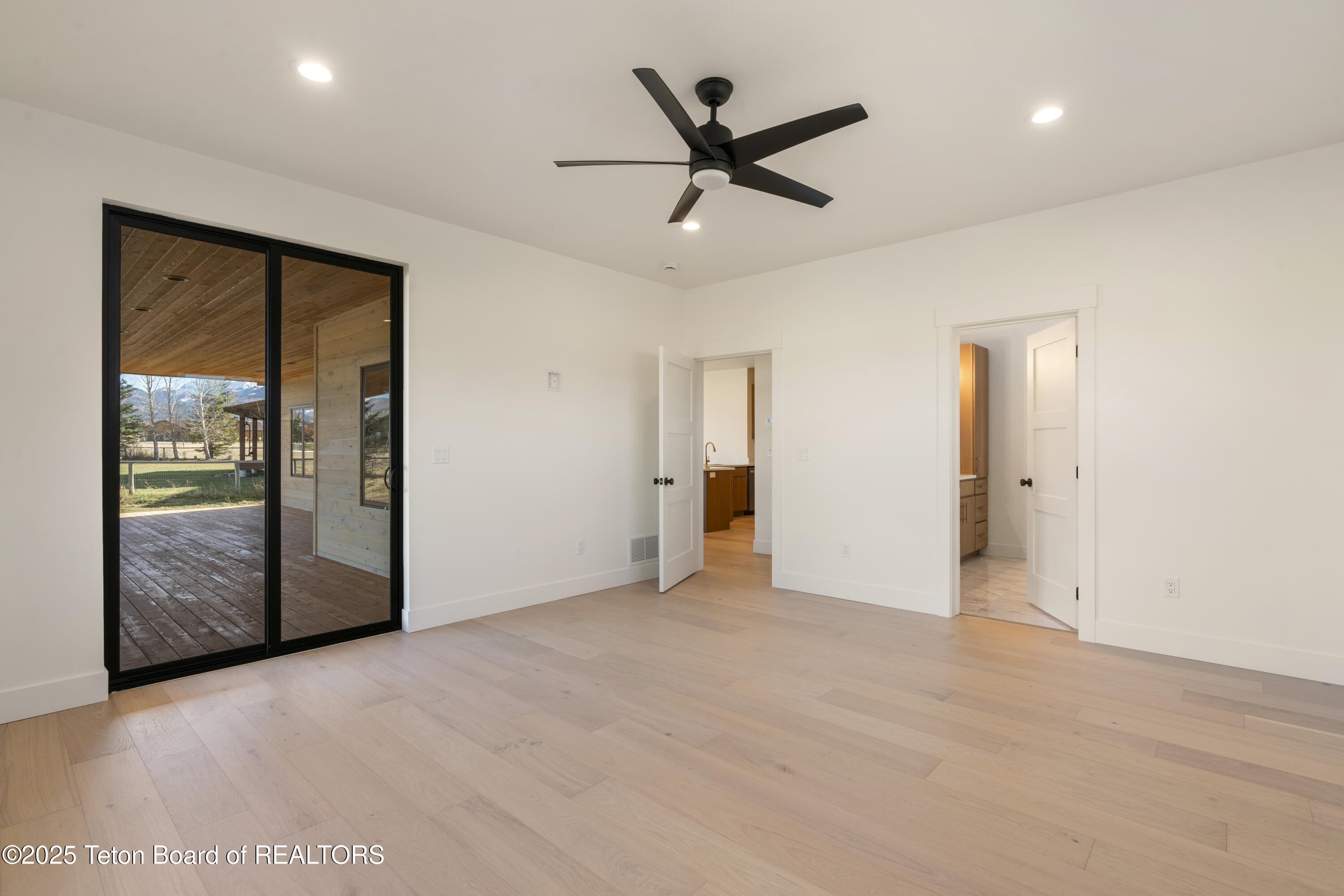 1170 Kayak Loop Victor, ID 83455 - Photo 17 of 41 Primary Bedroom