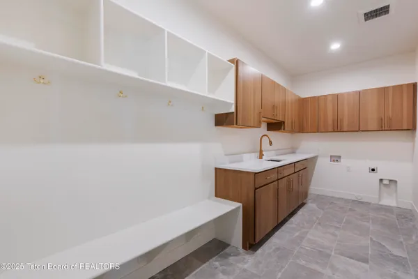 $1,095,000 | 1170 Kayak Loop, Victor, ID 83455