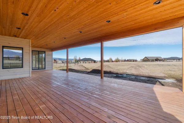 $1,095,000 | 1170 Kayak Loop, Victor, ID 83455