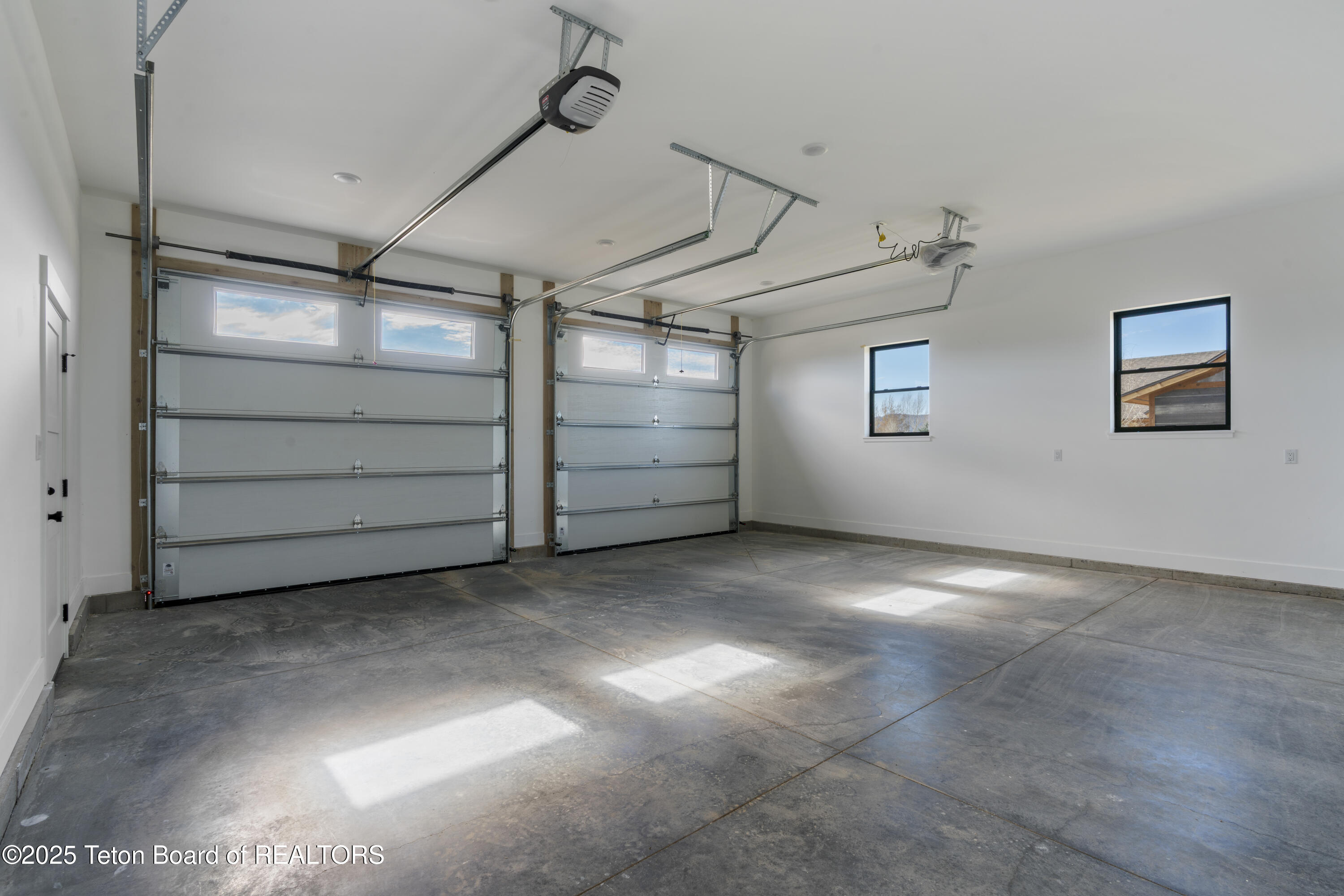 1170 Kayak Loop Victor, ID 83455 - Photo 34 of 41 Large 2 Car Garage