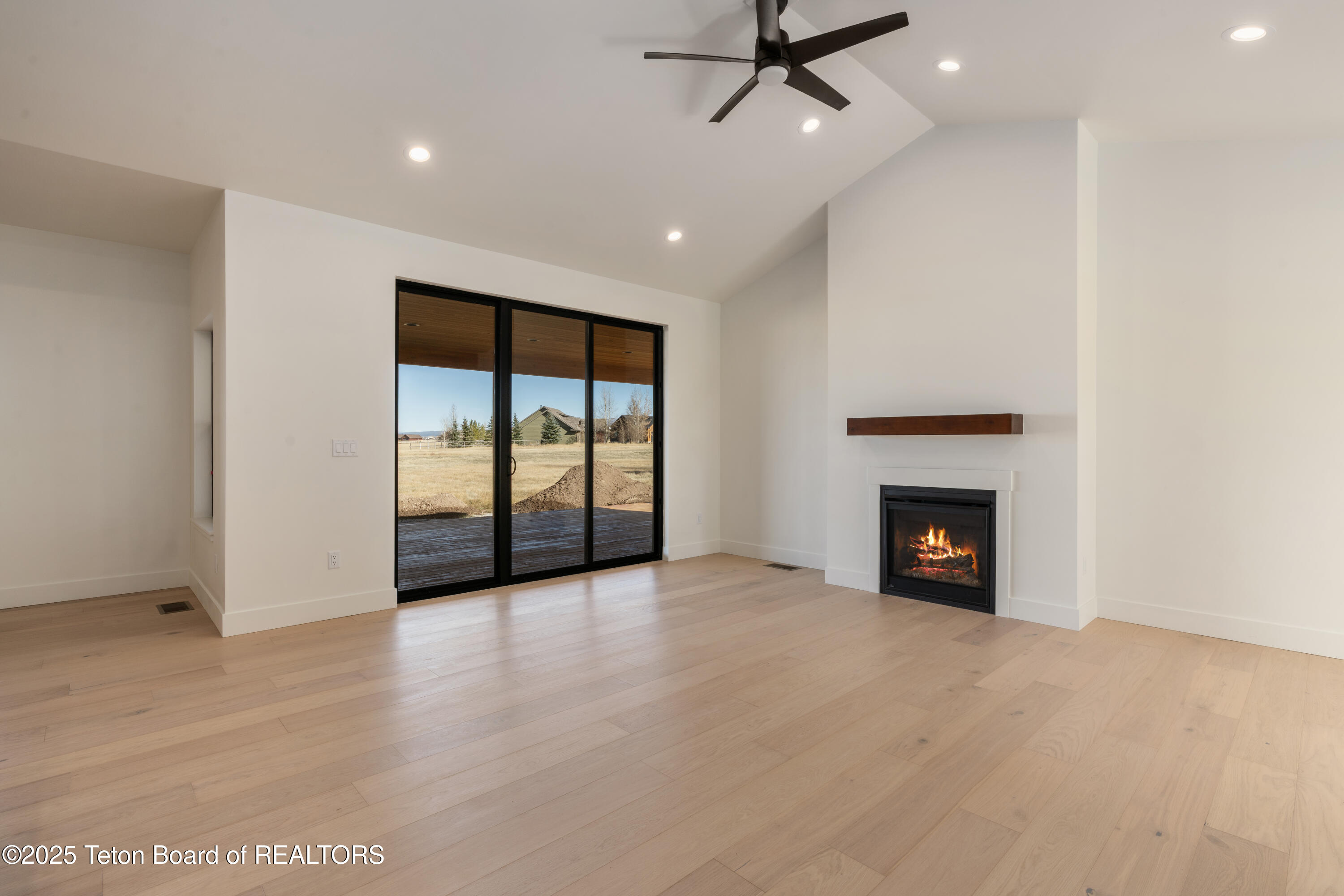 1170 Kayak Loop Victor, ID 83455 - Photo 9 of 41 Great Room
