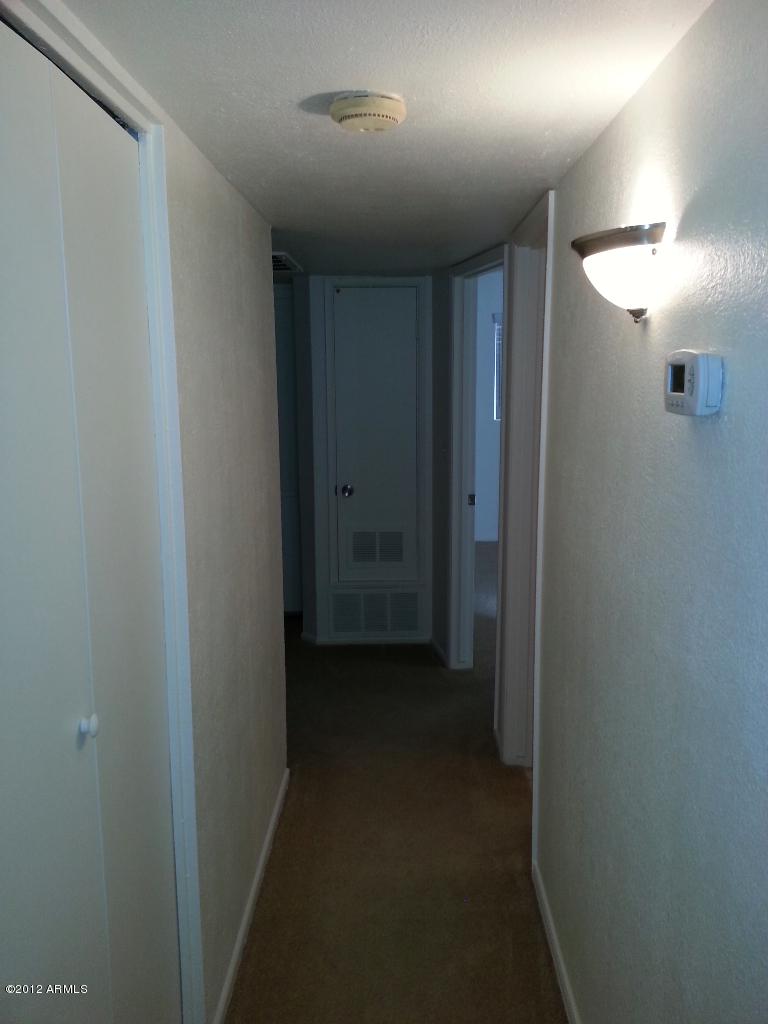 3043 West Bloomfield Road Phoenix, AZ 85029 - Photo 12 of 18 a view of a hallway