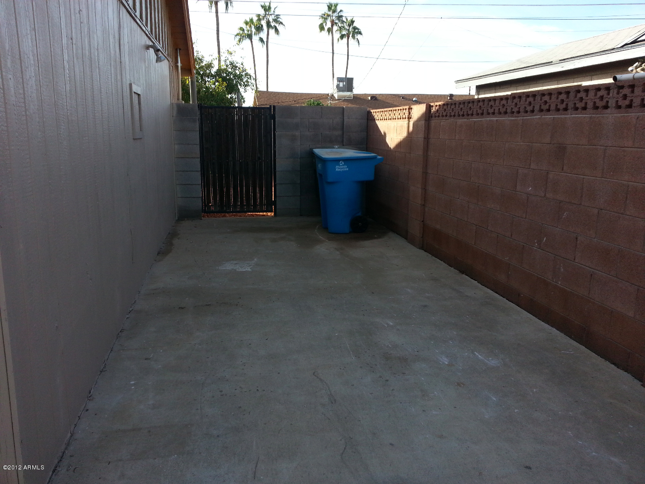 3043 West Bloomfield Road Phoenix, AZ 85029 - Photo 7 of 18 a view of a backyard
