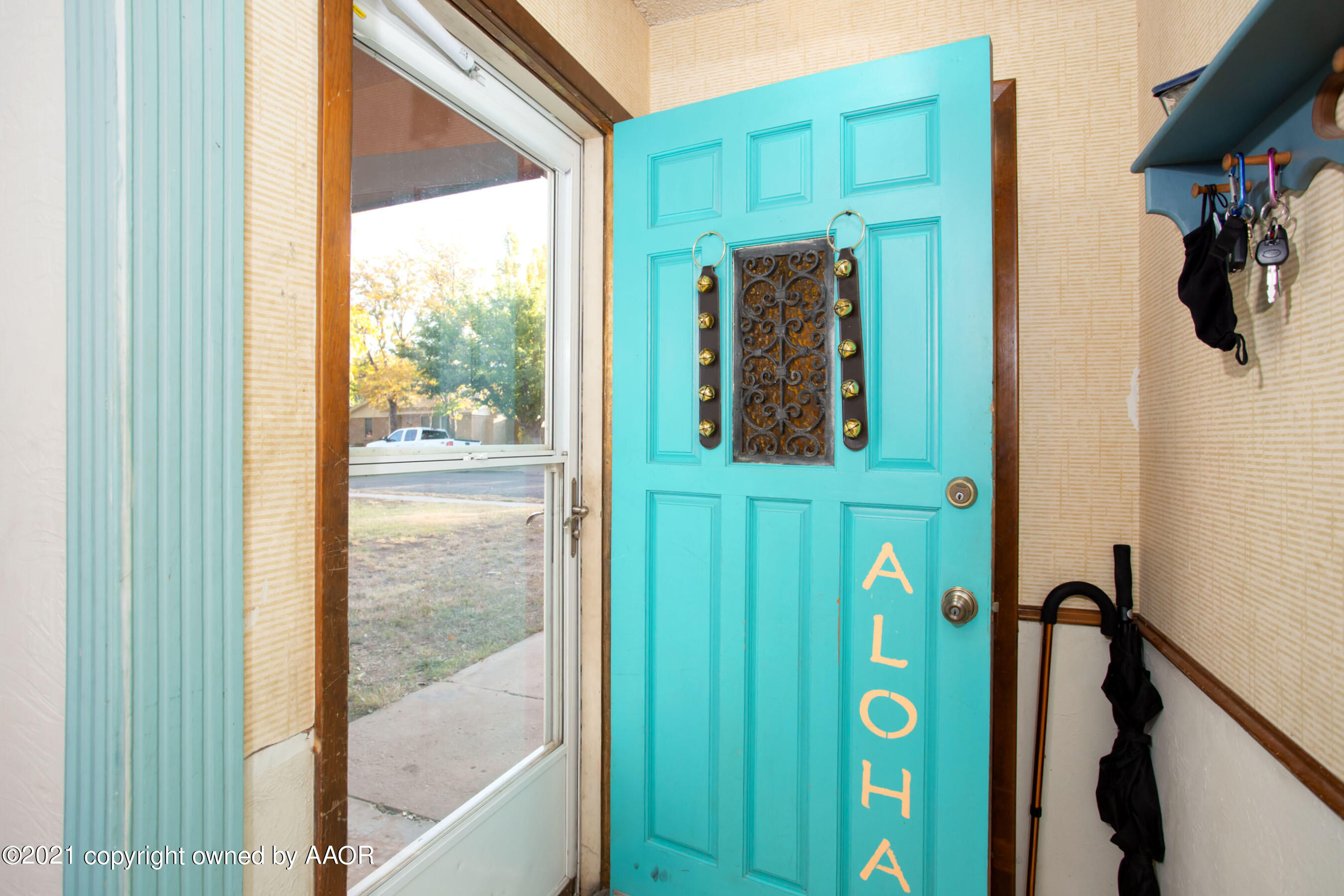 5306 South Fannin Street Amarillo, TX 79110 - Photo 3 of 18 a view of a front door of house