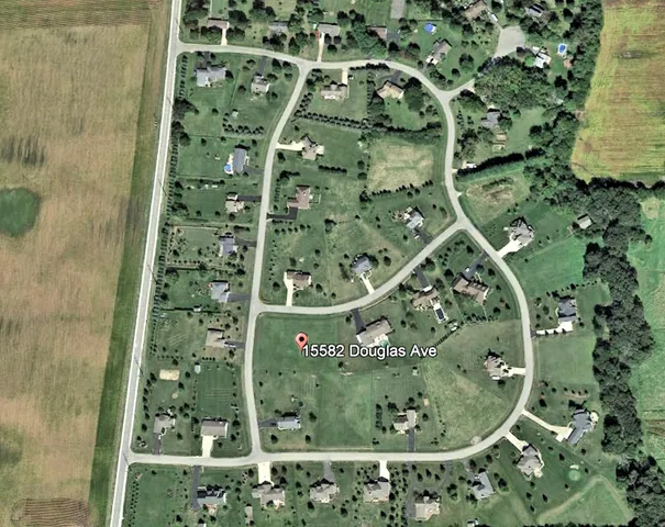 $55,000 | 15582 Douglas Avenue, Sandwich, IL 60548