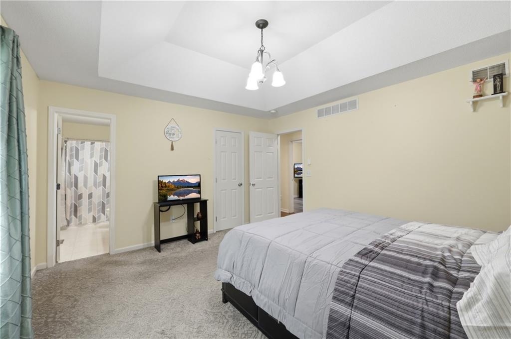 7902 Spring Valley Road Raytown, MO 64138 - Photo 9 of 24
