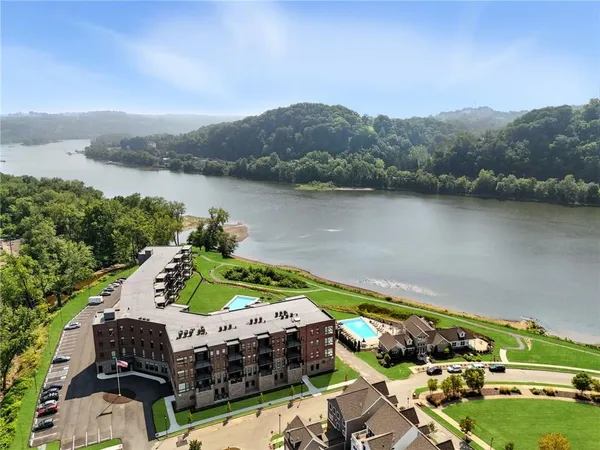 $829,702 | 1 1st Street, Unit 305, Oakmont, PA 15139