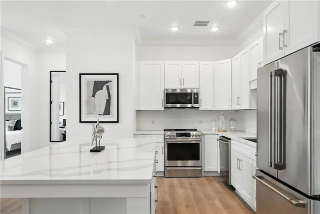 $859,000 | 1 1st Street, Unit 305, Oakmont, PA 15139