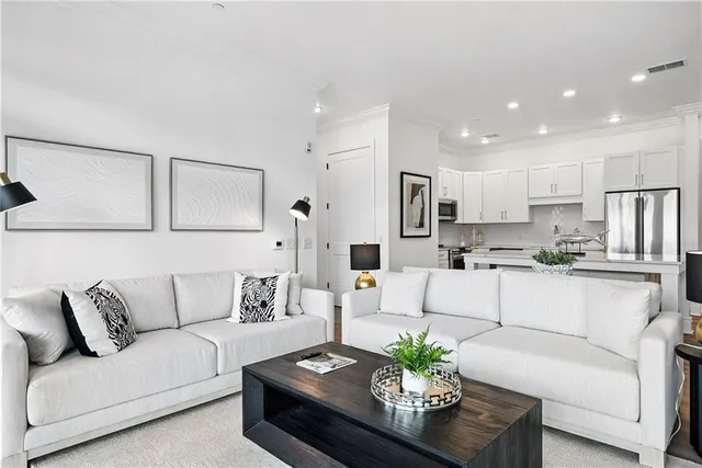 $859,000 | 1 1st Street, Unit 305, Oakmont, PA 15139