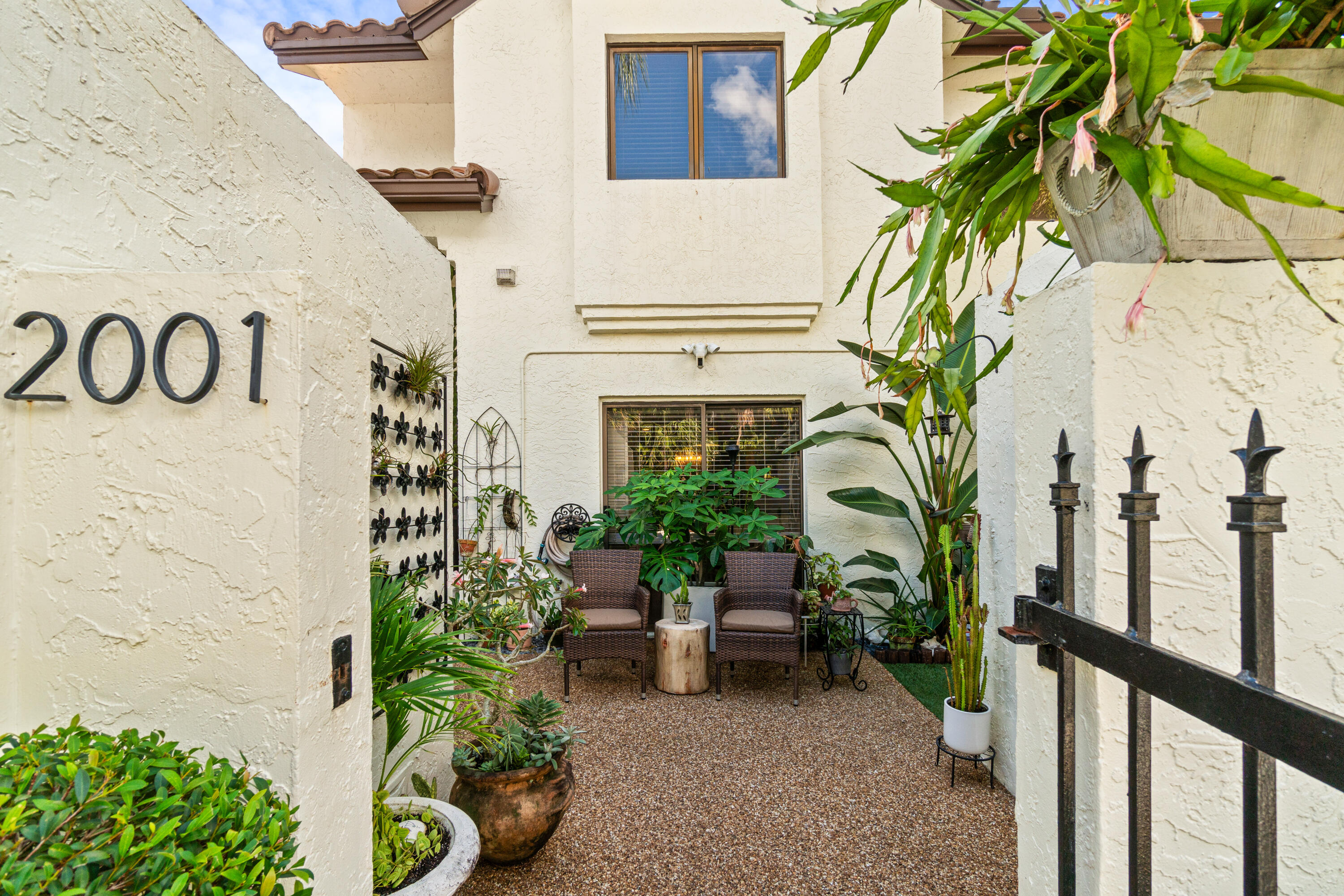 7926 Seville Place, Unit 2001 Boca Raton, FL 33433 - Photo 3 of 50 007-7926SevillePlace-BocaRaton-FL-33433-