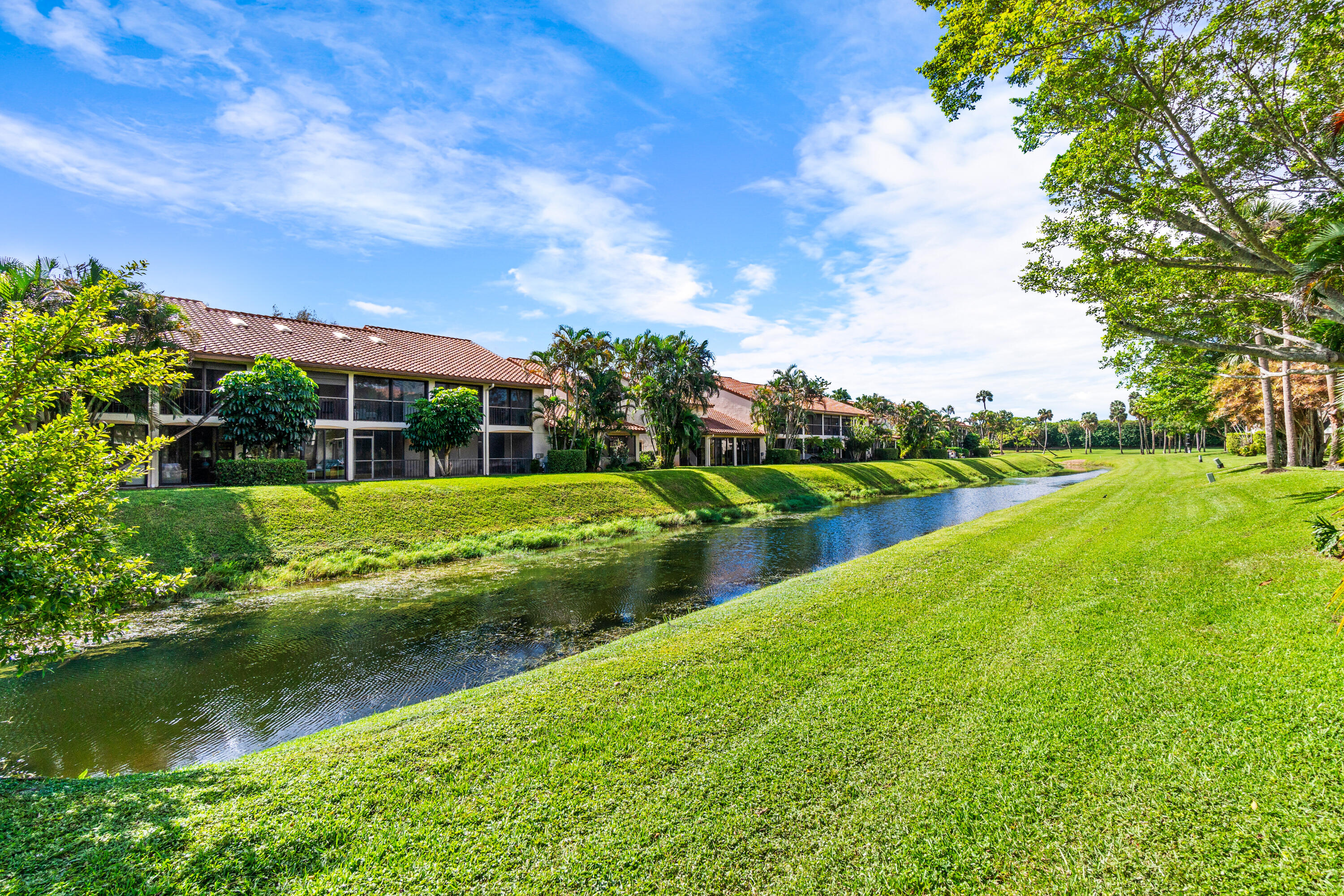 7926 Seville Place, Unit 2001 Boca Raton, FL 33433 - Photo 35 of 50 040-7926SevillePlace-BocaRaton-FL-33433-