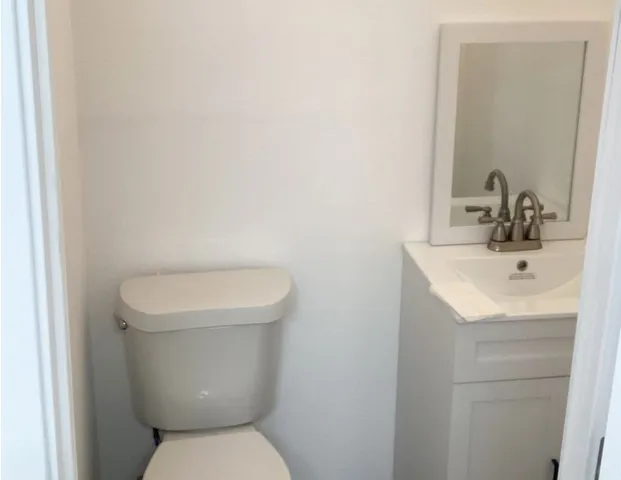 $3,200 | 1010 1st Street East, Humble, TX 77338