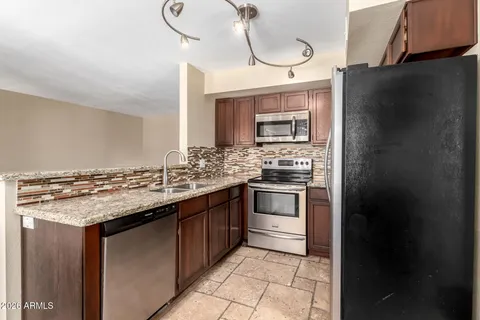 $650,000 | 6533 East Beverly Lane, Scottsdale, AZ 85254
