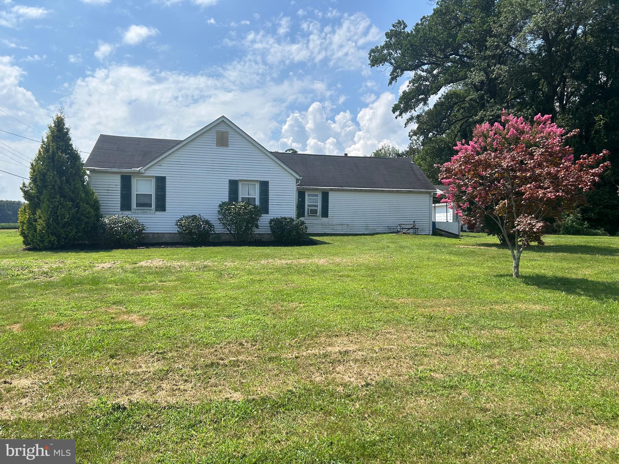 21626 New Freedom Road Freeland, MD 21053 - Photo 10 of 10 a house view with a garden space