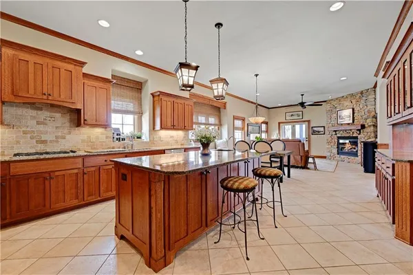 $1,175,000 | 16661 South Country Club Drive, Loch Lloyd, MO 64012